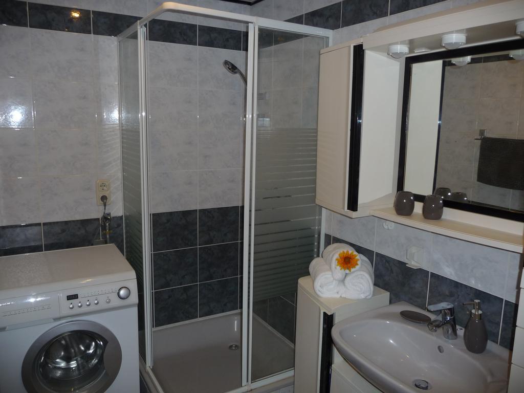 Ferienwohnung David Lorch am Rhein Phòng bức ảnh